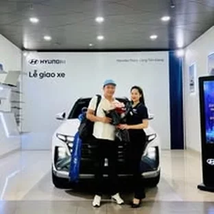 Hình ảnh hoạt động tư vấn xe tại Tiền Giang
